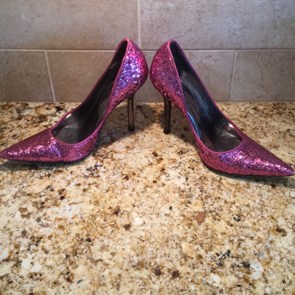 Sparkling Pink GUESS Heels - Picture 3 of 4